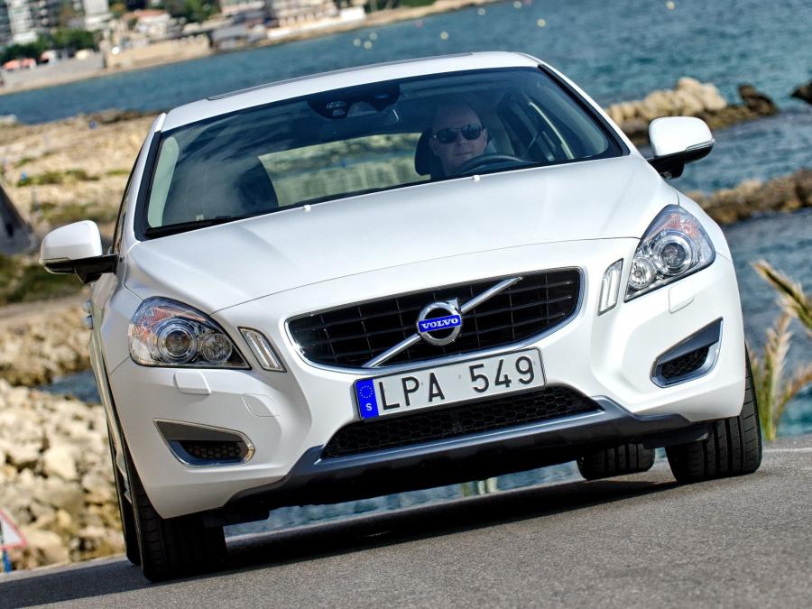  Volvo V60 Plug-in Hybrid 2011 года  (фото 53 из 68)